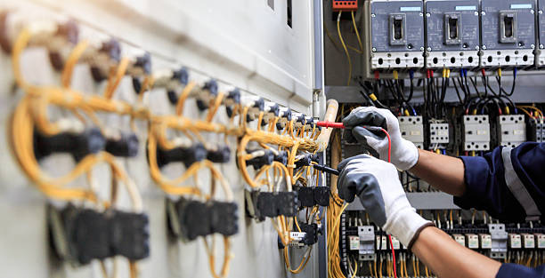 Professional Electrician technician working in Kimberly, WI